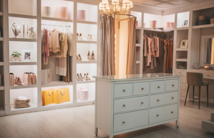 cabina armadio arredata